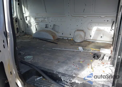 2004 Ford E-150 Commercial/Recreational z USA, uszkodzony, nr VIN 1FTRE14L54HB45884